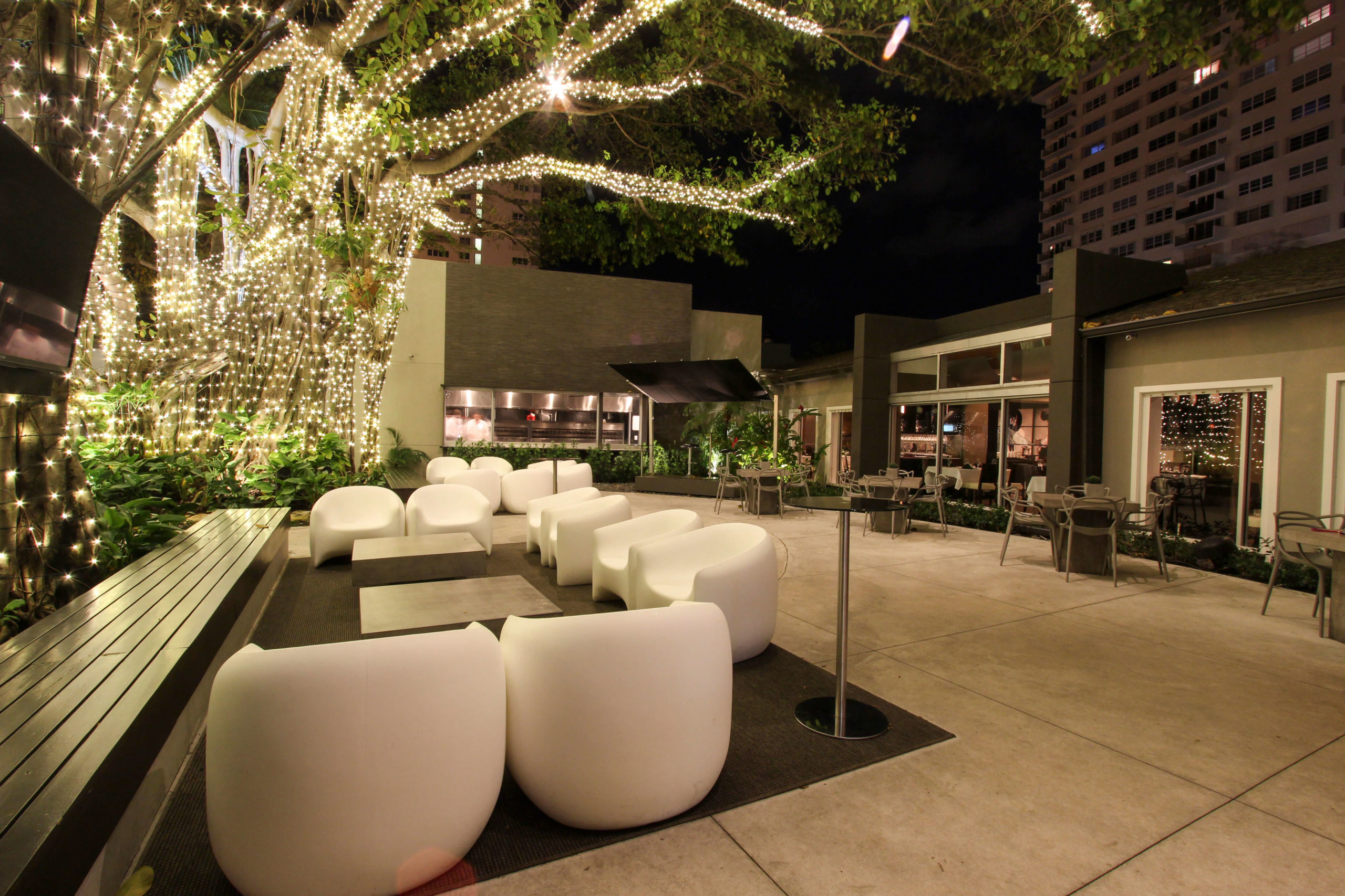 Who Offers the Best Fine Dining in Fort Lauderdale?